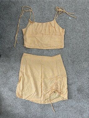 Amuse Yellow Floral Tie-Detail Skirt Set